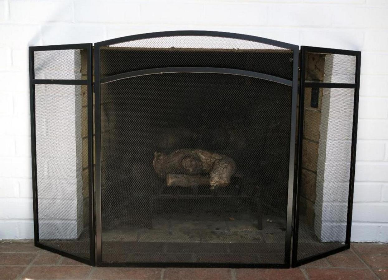 Large 1 Bedroom Apartment, Home Theater, Fireplace バークレー エクステリア 写真